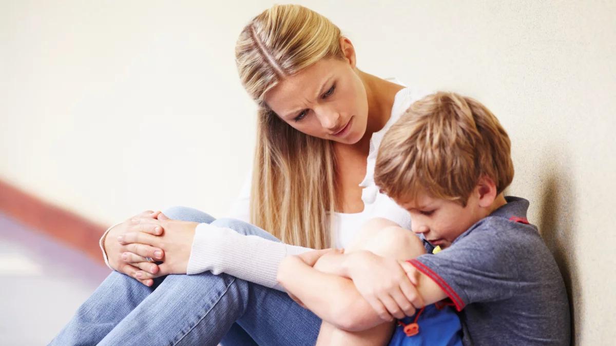 Przemoc rówieśnicza. Jak ją rozpoznać i odpowiednio reagować? 