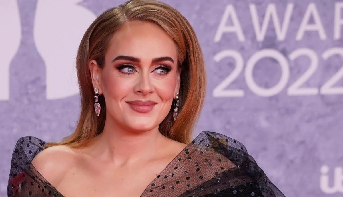 Adele i "Chasing Pavements": od niewiernego partnera do wielkiego przeboju