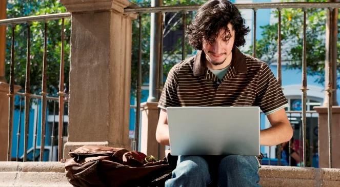 Wzrosną ceny smartfonów i komputerów? Opłata na rzecz artystów