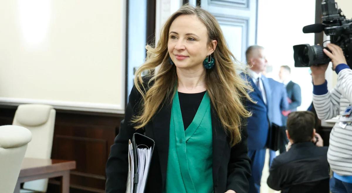 Przełom w prawie pracy. Agnieszka Dziemianowicz-Bąk: kończymy z absurdem