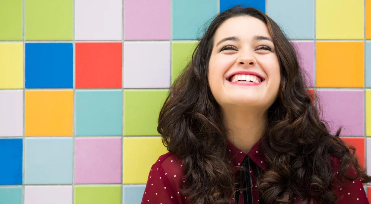  Dzień pozytywnego myślenia. Jak dobrze nastroić się na cały dzień? 