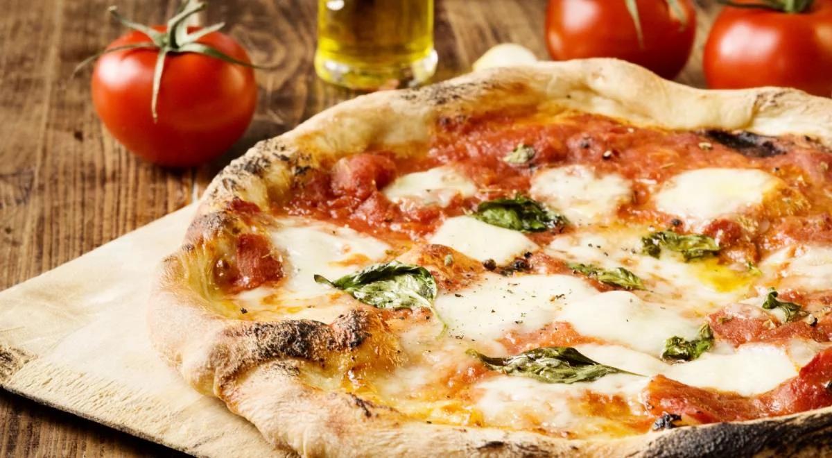 Światowa kariera pszennego placka z pomidorami i serem, czyli jak to z pizzą było…