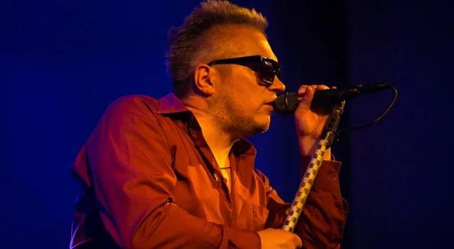 "Autobusy i tramwaje" - absolutny klasyk T.Love