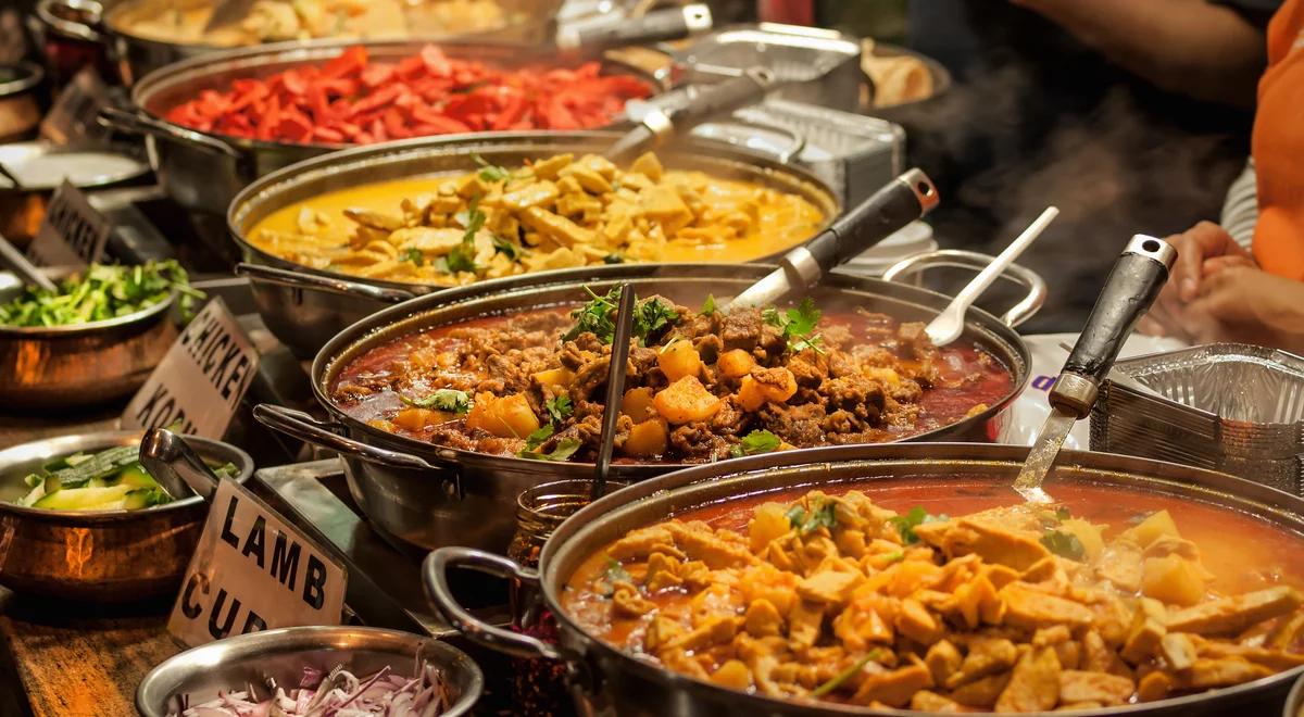 Street food. Nocne markety ulicznego jedzenia 