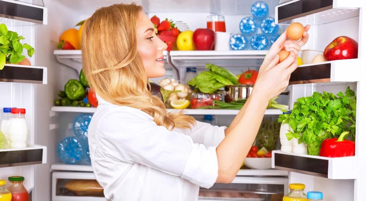 Nie wyrzucaj, przekaż dalej, podziel się jedzeniem.  Czym jest foodsharing? 