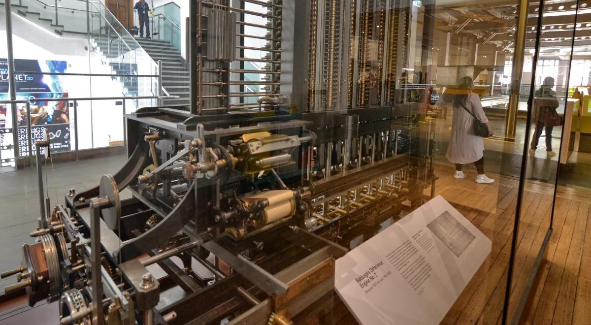 Wiktoriańska utopia w nowoczesnej instalacji Rafaelo Lozano-Hemmera