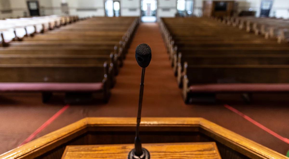 Bp R. Markowski: wiara jest niezależna od wszelkich okoliczności
