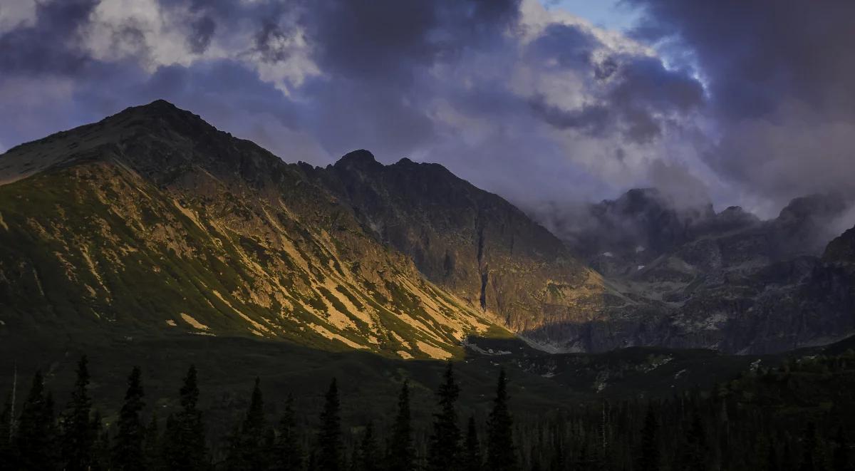 Sezon burzowy w Tatrach już się rozpoczął. Ratownicy apelują o zdrowy rozsądek