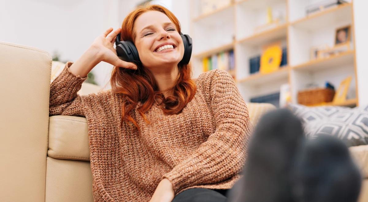 "Zostań w domu". Zobacz, co Trójka przygotowała na niedzielę!