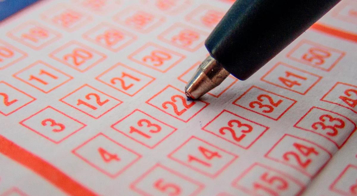 Czy istnieje sposób na wygraną w grach losowych?