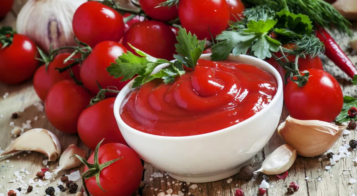 Jak prawidłowo mówić "ketchup"?