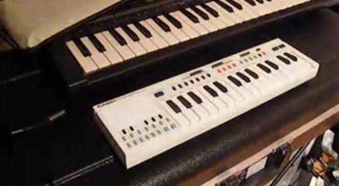 Minimum słów, minimum muzyki. X Ray Pop