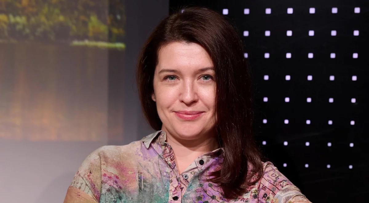 Nastolatki w sieci: jak rozmawiać o higienie cyfrowej przy świątecznym stole?