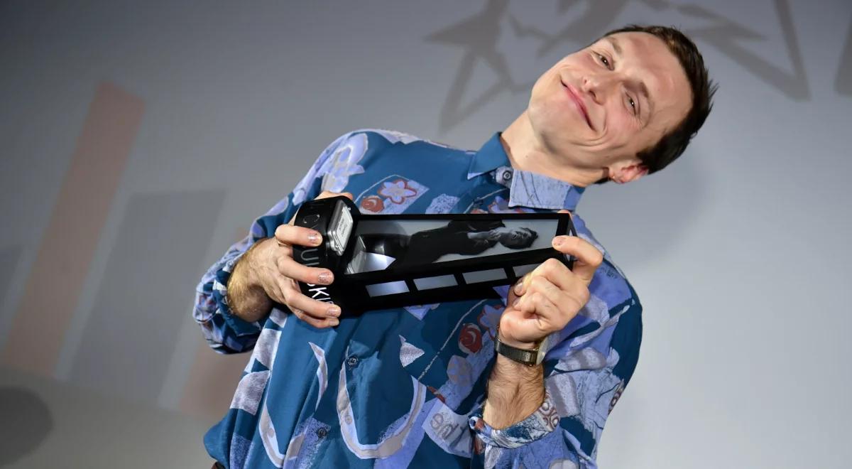 Tomasz Włosok z Nagrodą im. Zbyszka Cybulskiego dla młodych aktorów z wybitną indywidualnością