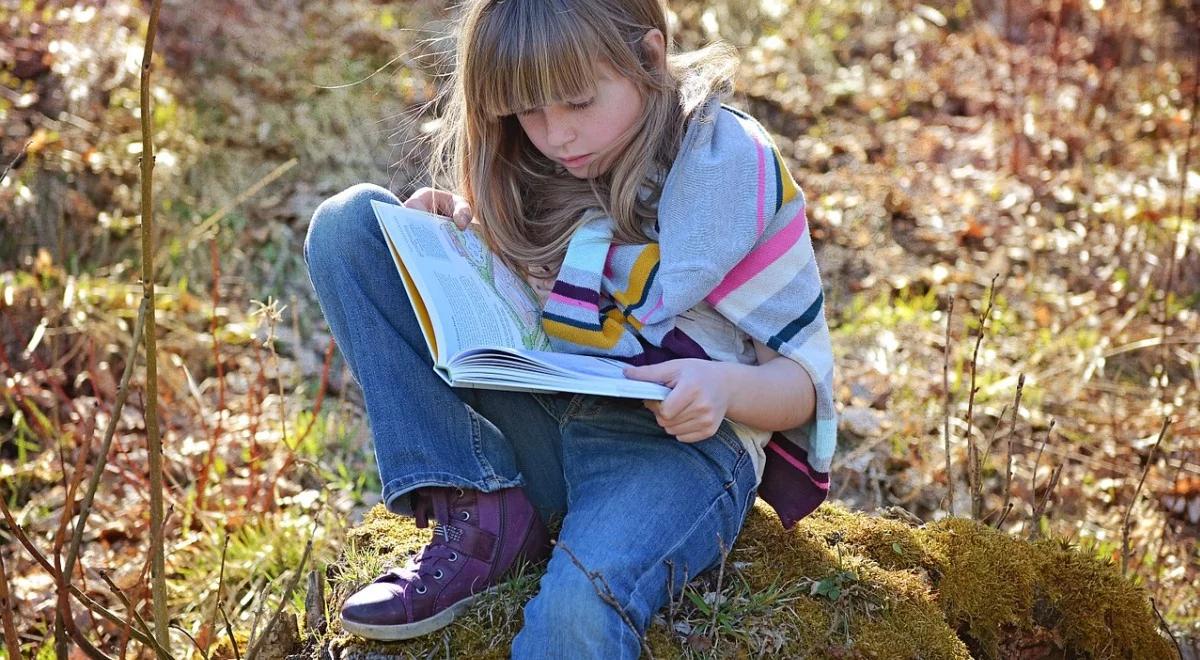 Literacki powrót do świata dzieciństwa