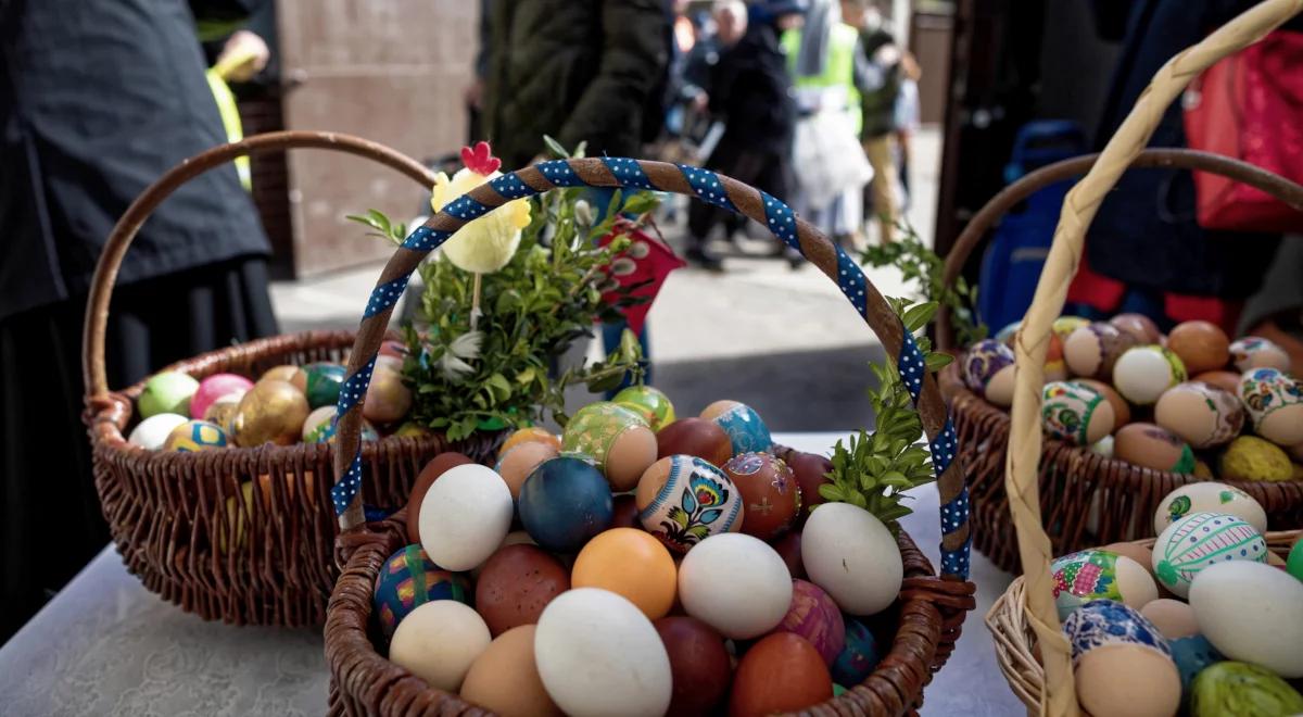 Koszyk wielkanocny – jakie symbole kryje? 