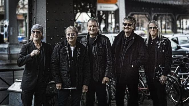 LP3: zespół Deep Purple zdobywa szczyt