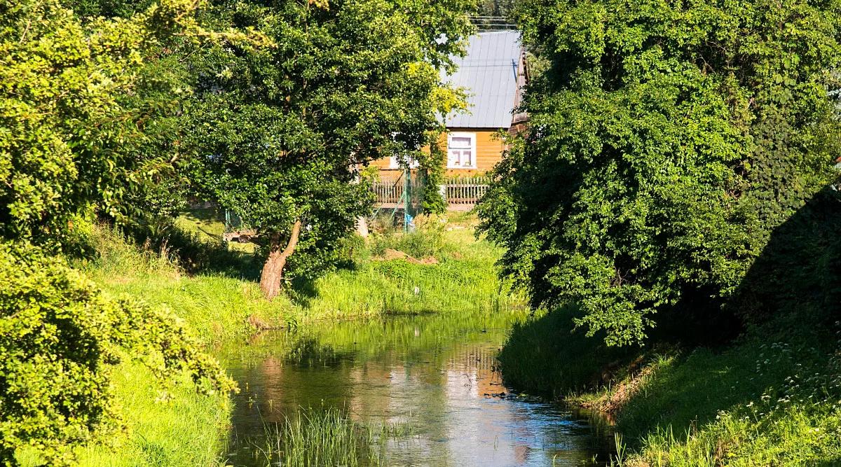 Radek Polakowski i "Gorliwość" – list miłosny do rodzinnych Sejn