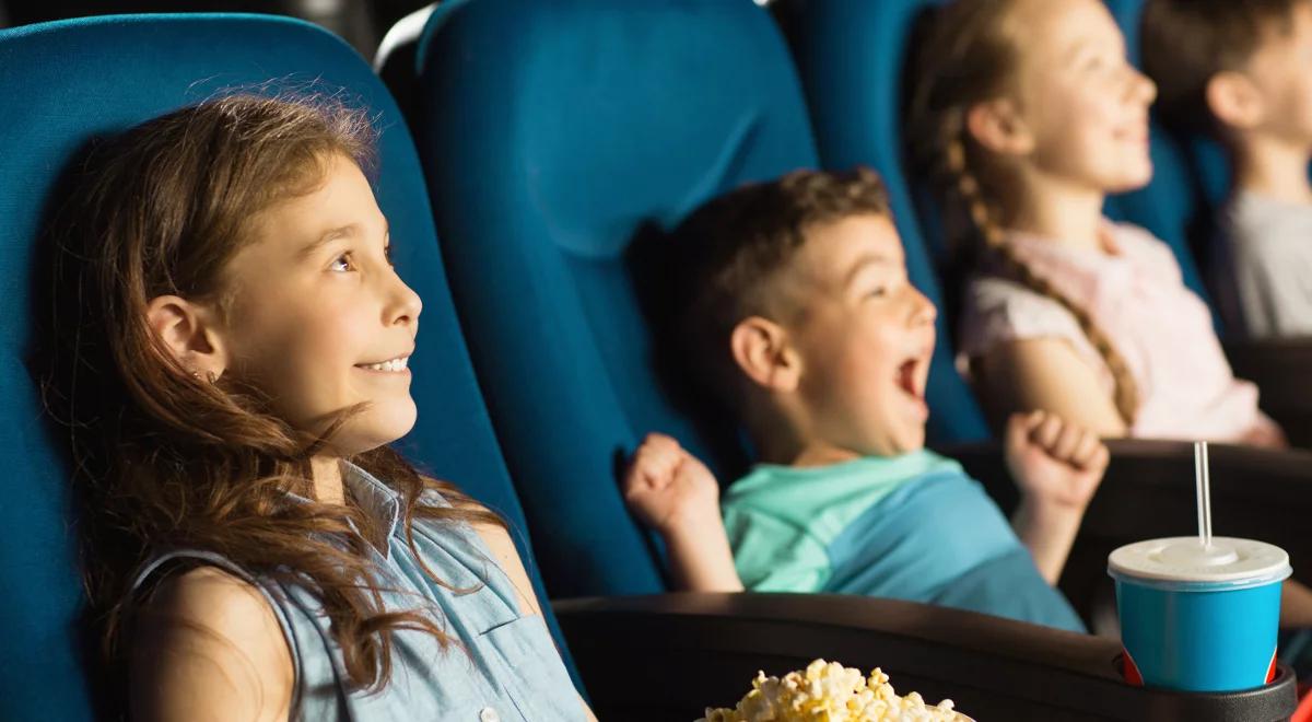 Kino dziecięce. Czego dziś potrzebuje? Jak odnajdują się w nim kultowe produkcje lat 60.?