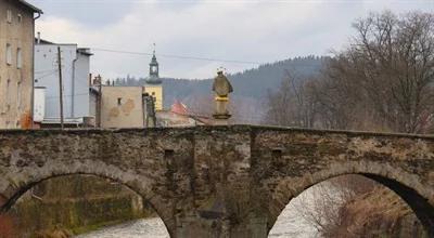 Gdzie jest Jan Nepomucen z Lądka? Historia mostu zerwanego przez powódź