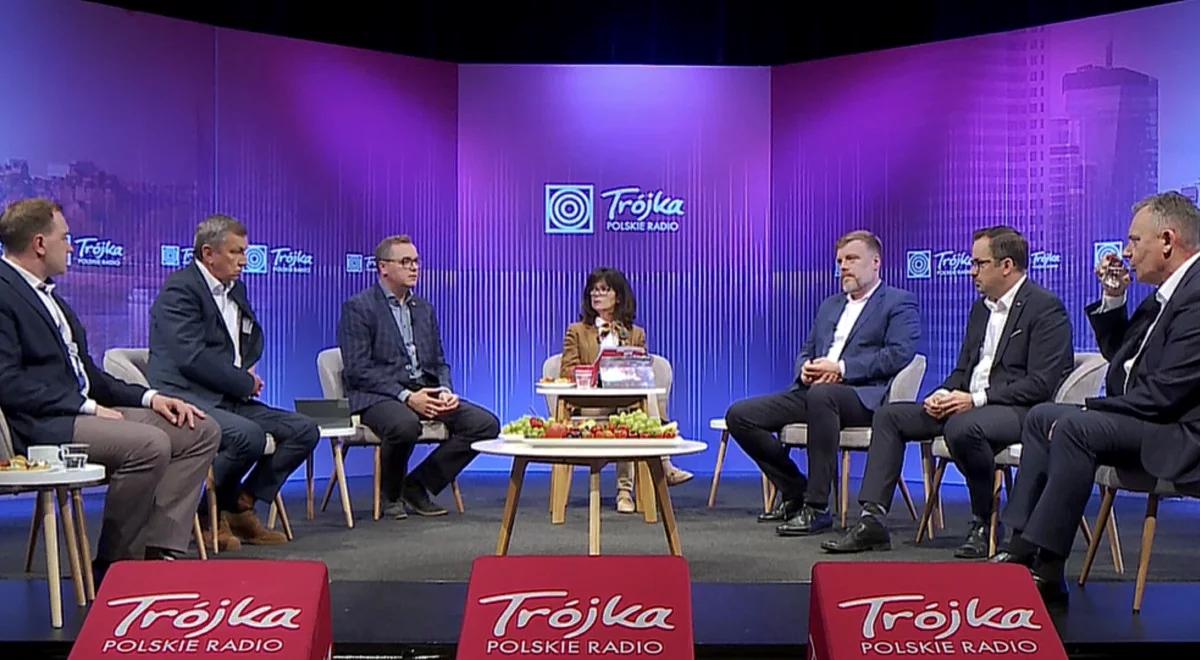 Pakt migracyjny. "Instytucje UE dokonują przejmowania kompetencji państw członkowskich"