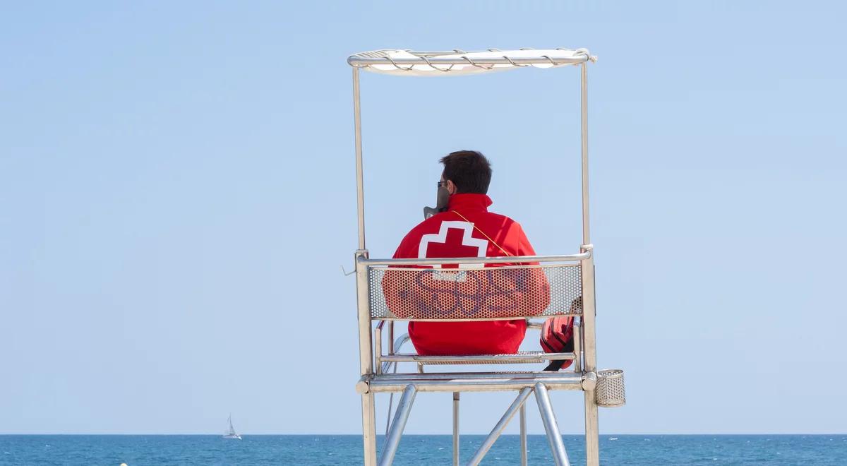 Jak być bezpiecznym nad wodą? Ratownik WOPR radzi 