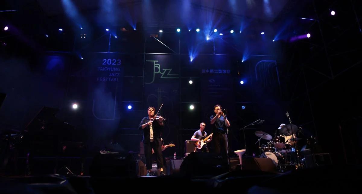 "Dookoła świata". Polscy artyści jazzowi koncertują na czterech kontynentach!