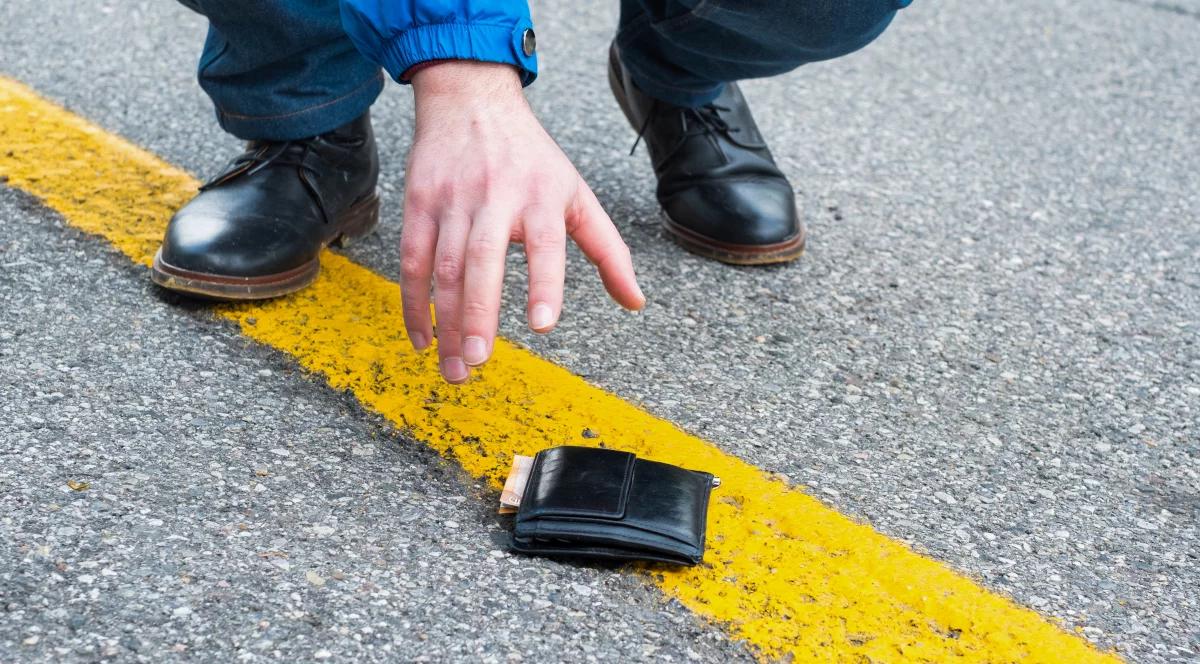 Polacy szóstym pod względem uczciwości narodem? Badania nie kłamią