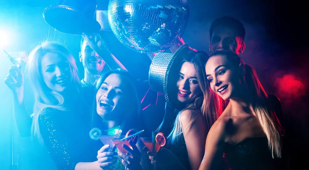 Bez poloneza i bez studniówki. Bale maturalne odwołane