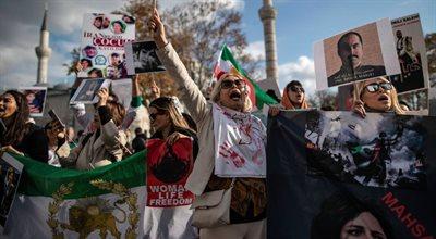 Trwają protesty w Iranie. Marcin Krzyżanowski: nie ma woli kompromisu ze strony władz