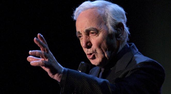 O początkach kariery i przyjaźni z Edith Piaf. Charles Aznavour od podszewki