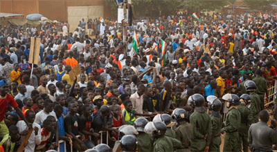 Demonstracje w Nigrze. Mieszkańcy protestują przeciw obecności francuskich żołnierzy