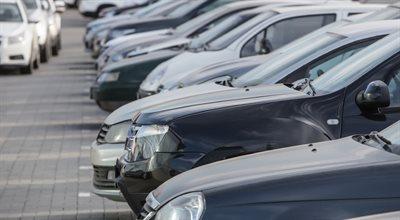 Kraków sprzedaje ponad 20 samochodów usuniętych z ulic