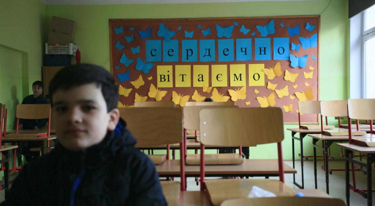 Mały uchodźca w polskiej szkole podstawowej. Wyzwanie dla uczniów i nauczycieli 