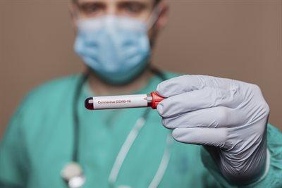 Єврокомісія схвалила оновлену вакцину проти ковіду від BioNTech-Pfizer