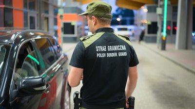 Polskie służby aresztowały dwie osoby ścigane czerwoną notą Interpolu. Akcja na podkarpackim odcinku granicy