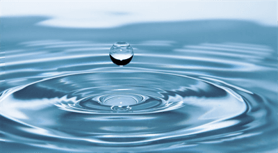 25. Piknik Naukowy. Czy kropla wody może lewitować? 