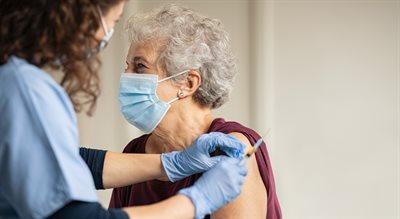 Szczepienie na koronawirusa trzecią dawką. 24 września rusza rejestracja dla osób 50+ i medyków
