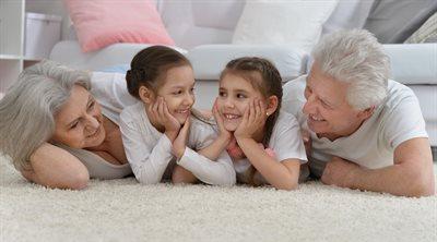 "Strefa rodzica". Po czym poznać dobrych dziadków i jak nimi zostać?