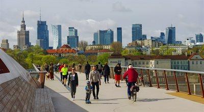 Warszawa w czołówce miast najbardziej przyjaznych pieszym. Czy jest co świętować?