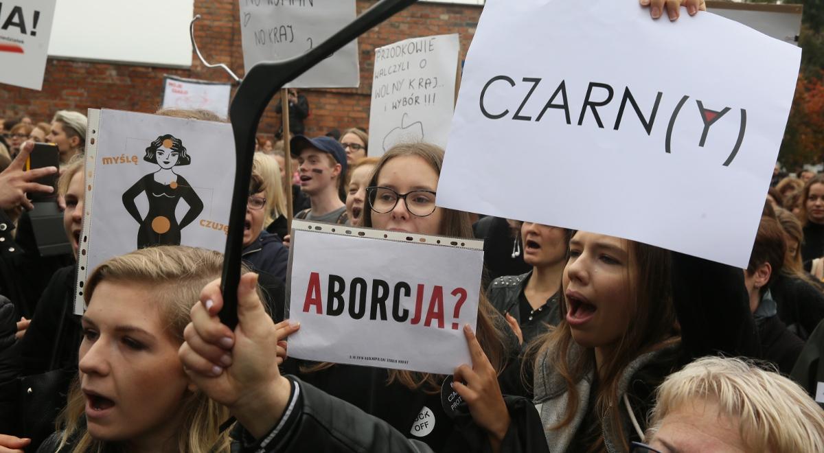 Jak manifestacje wpłyną na prace nad projektem ws. aborcji?