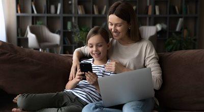 Kontrola rodzicielska w smartfonach, tabletach, komputerach. Co warto wiedzieć?