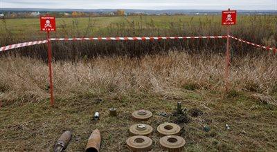 Cztery osoby ranne po wybuchach min w rejonie Chersonia. "Ukraina jest największym polem minowym świata"