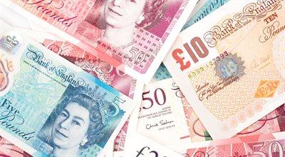 Systematyczne osłabienie funta w stosunku do głównych walut. Wielka Brytania może wchodzić w kryzys