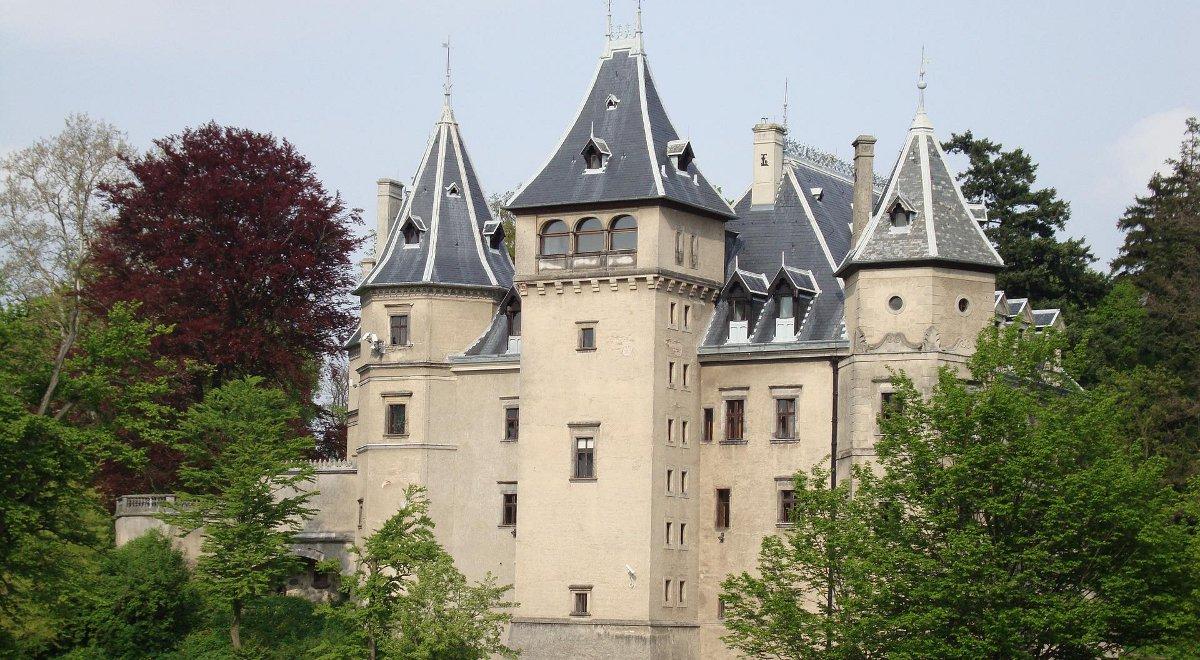 Pałac-zamek znad Loary w podkaliskim Gołuchowie