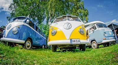 Po 16 latach wraca Volkswagen Bus Festiwal. Sto tysięcy miłośników "Ogórków" w jednym miejscu!