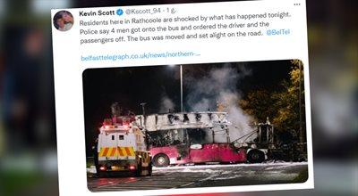 Irlandia Północna: grupa osób porwała i podpaliła autobus. To już drugie takie zdarzenie w Belfaście