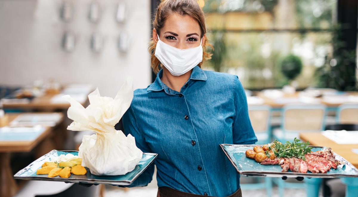 Restauratorzy przygotowują się na czwartą falę pandemii 