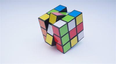Kostka Rubika - z sali wykładowej na pokazy iluzji 