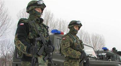 Żandarmeria Wojskowa zatrzymała producenta z Nowego Targu. Dostarczał do Sił Zbrojnych RP wadliwe obuwie